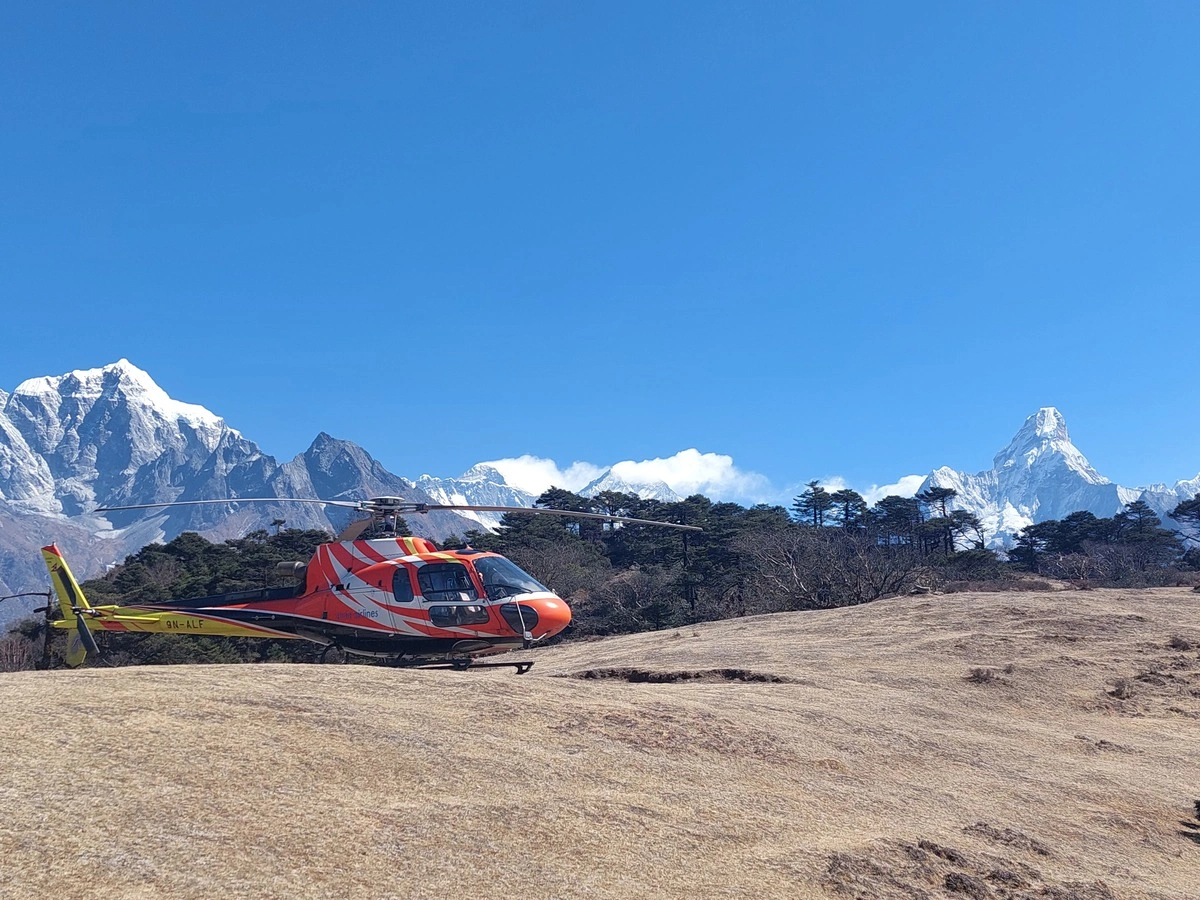 Everest View Landing