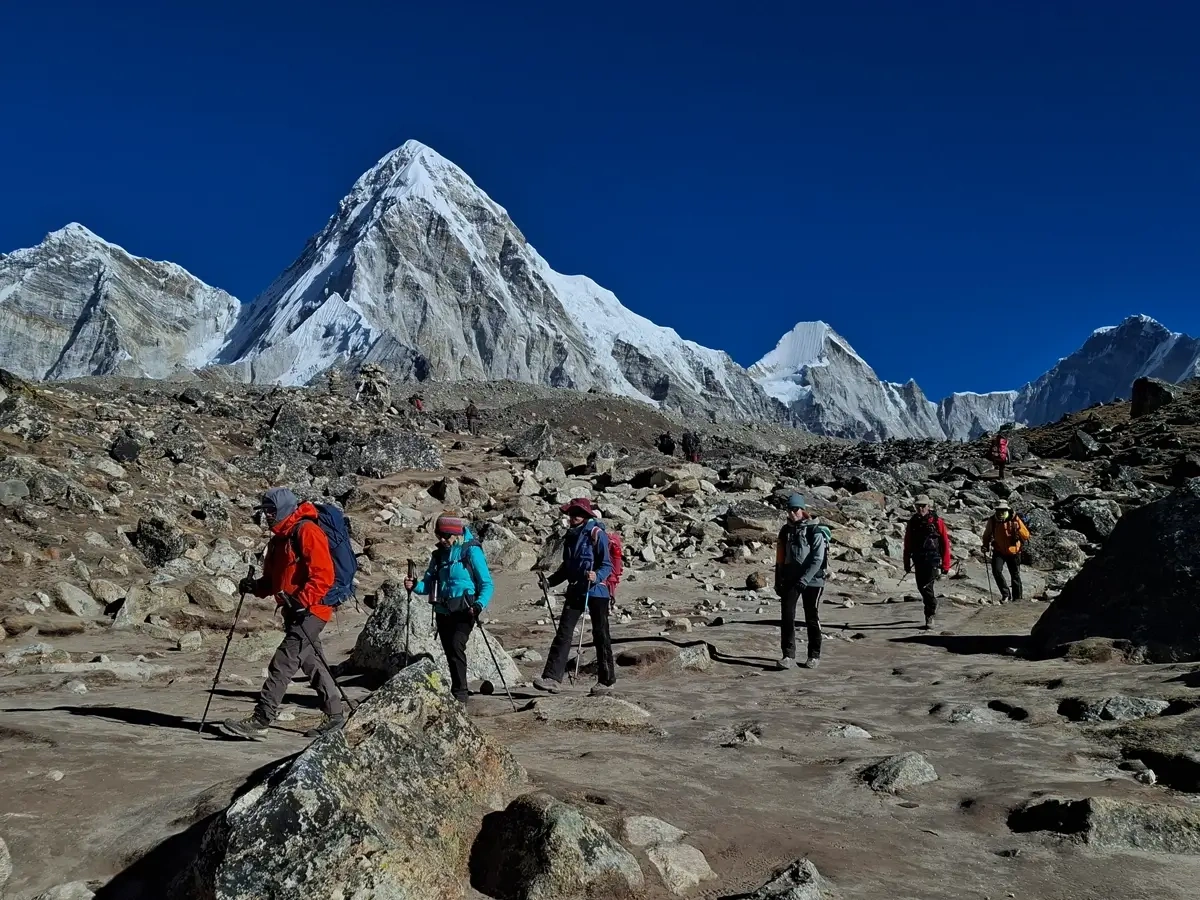 Lobuche La pass